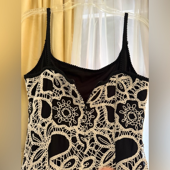 Women’s elegant  Lace Dress - Picture 5 of 5